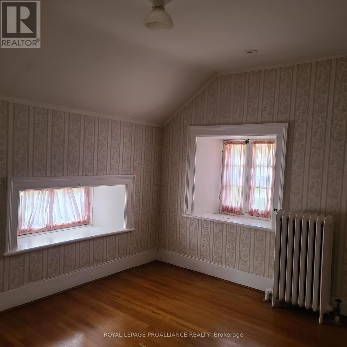 634 Henry Street W, Prescott, Ontario  K0E 1T0 - Photo 15 - X12440678