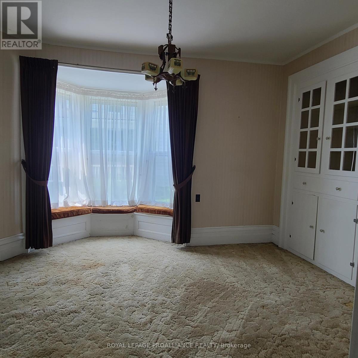 634 Henry Street W, Prescott, Ontario  K0E 1T0 - Photo 8 - X12440678