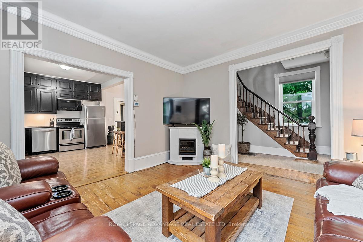 526 Kelford Drive, Tay Valley, Ontario  K7H 3C5 - Photo 21 - X12440787