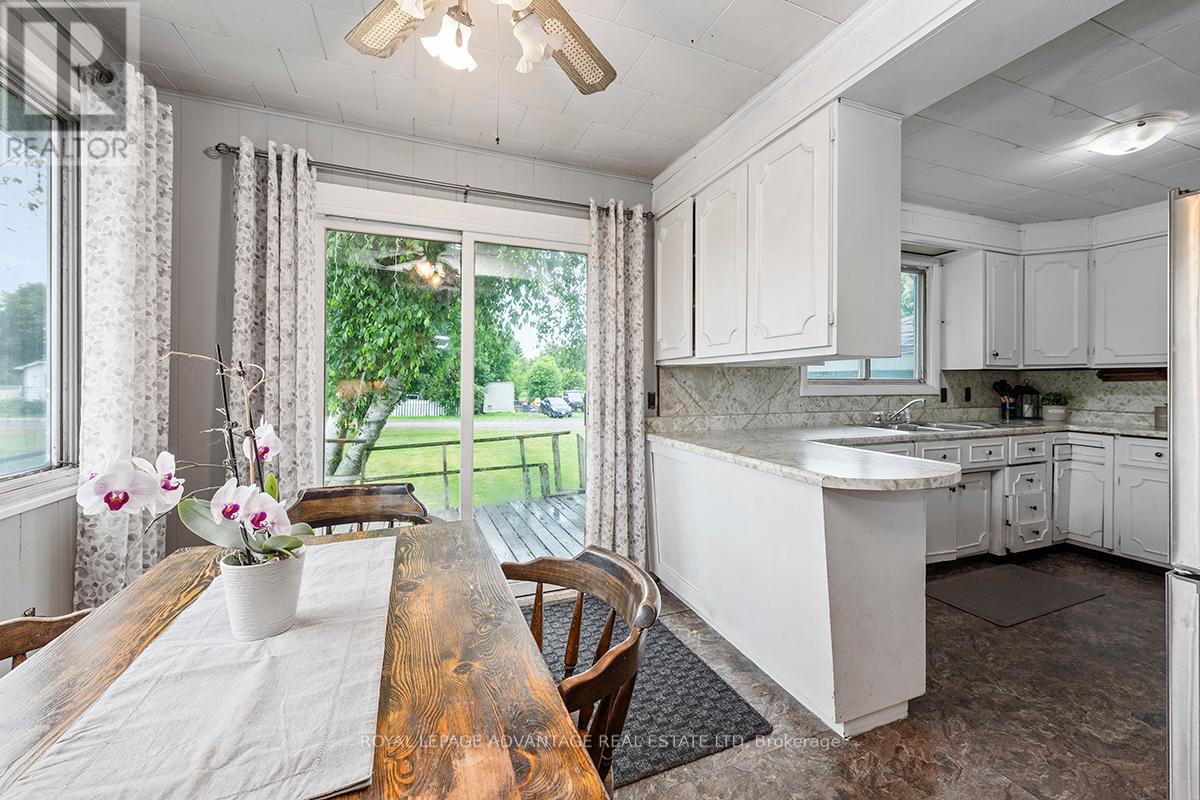 526 Kelford Drive, Tay Valley, Ontario  K7H 3C5 - Photo 40 - X12440787