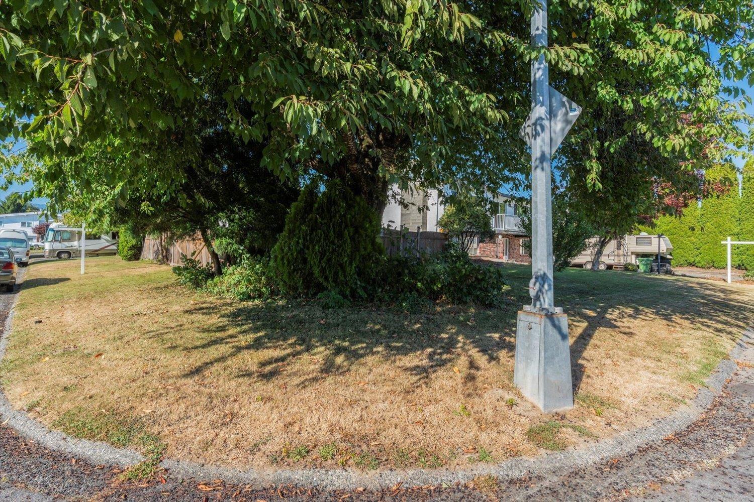 Property at 46625 ELGIN DRIVE image 4