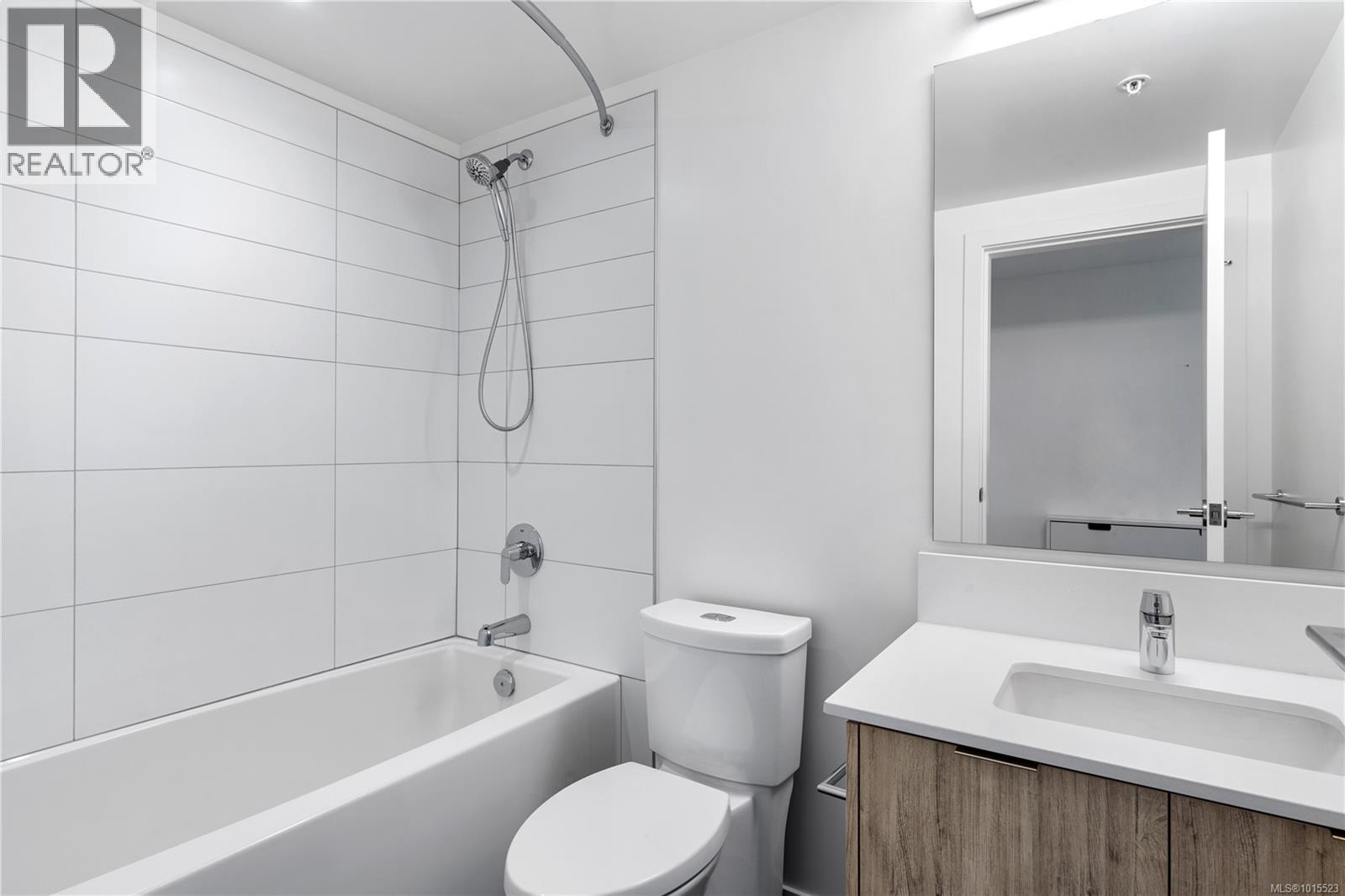 1206 845 Johnson St, Victoria, British Columbia V8W 0G3 - Photo 18 - 1015523