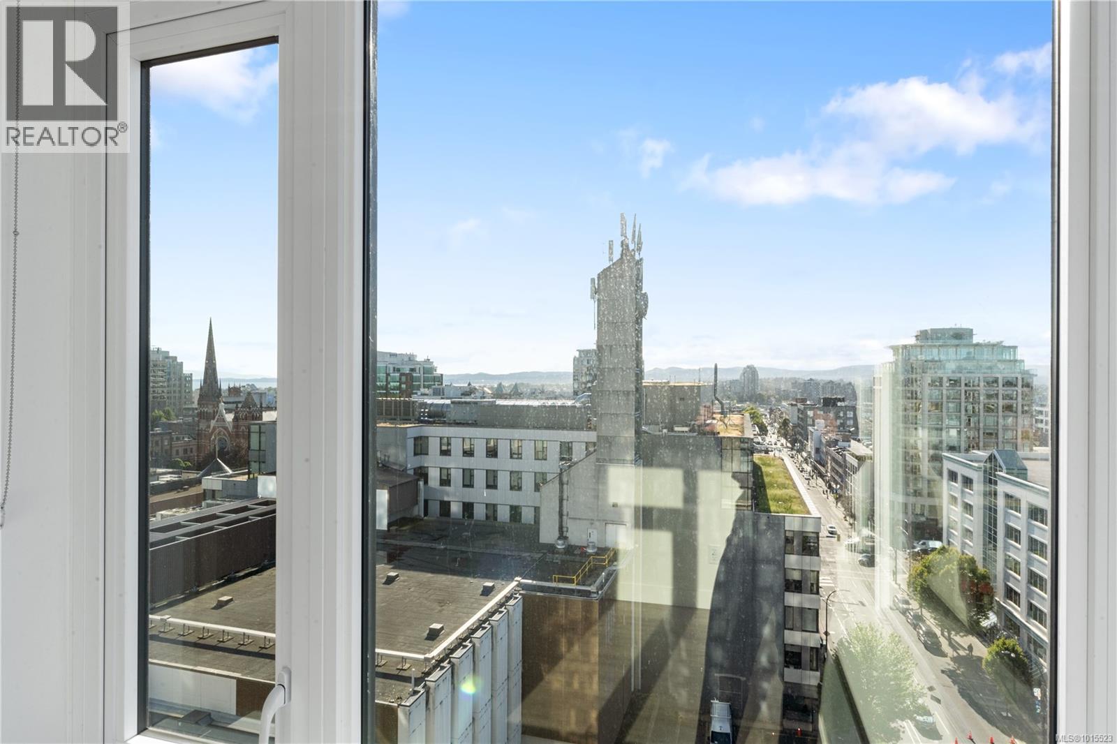 1206 845 Johnson St, Victoria, British Columbia V8W 0G3 - Photo 17 - 1015523