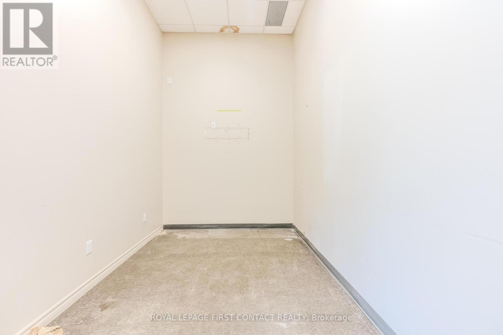 2 - 70 Yonge Street S, Springwater, Ontario  L0L 1P0 - Photo 6 - S12416630