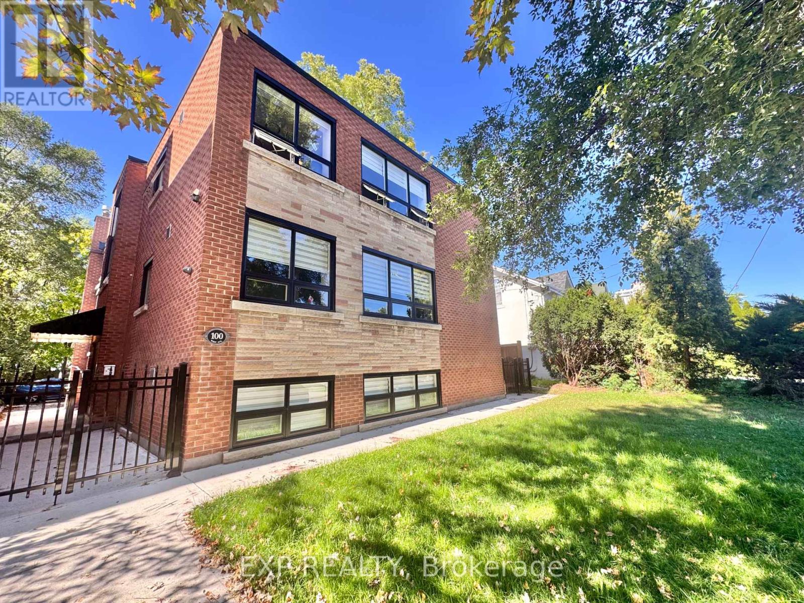 UNIT 6 - 100 WEST AVENUE S, Hamilton, Ontario