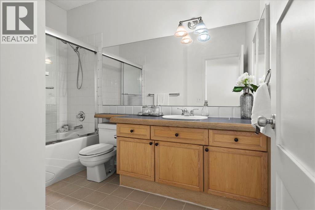 134 Prestwick Gardens Se, Calgary, Alberta  T2Z 3V3 - Photo 30 - A2258225