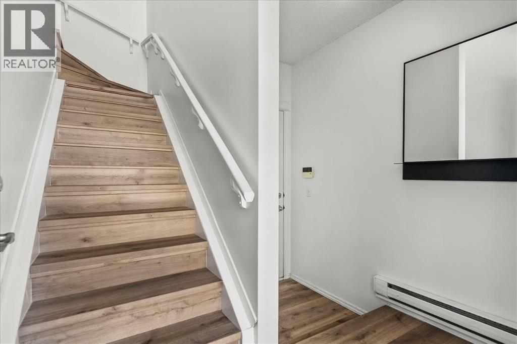 134 Prestwick Gardens Se, Calgary, Alberta  T2Z 3V3 - Photo 6 - A2258225