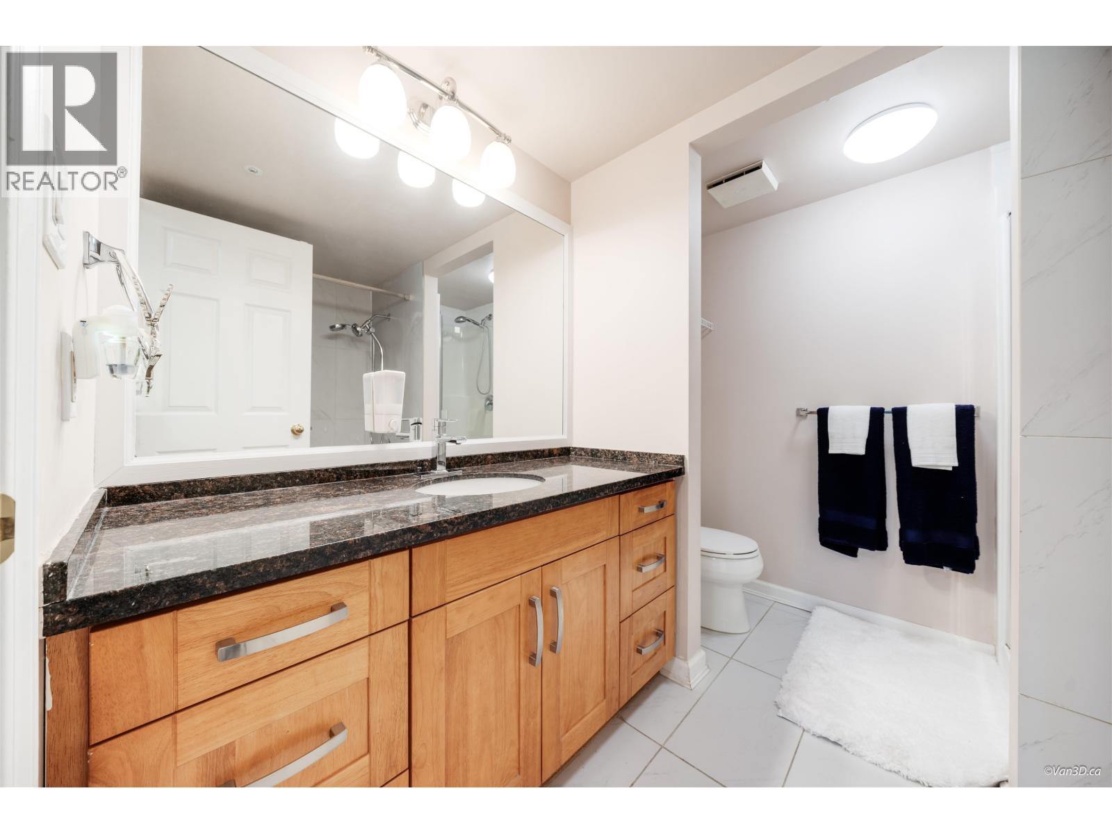 203 3070 Guildford Way, Coquitlam, British Columbia  V3B 7R8 - Photo 15 - R3054294