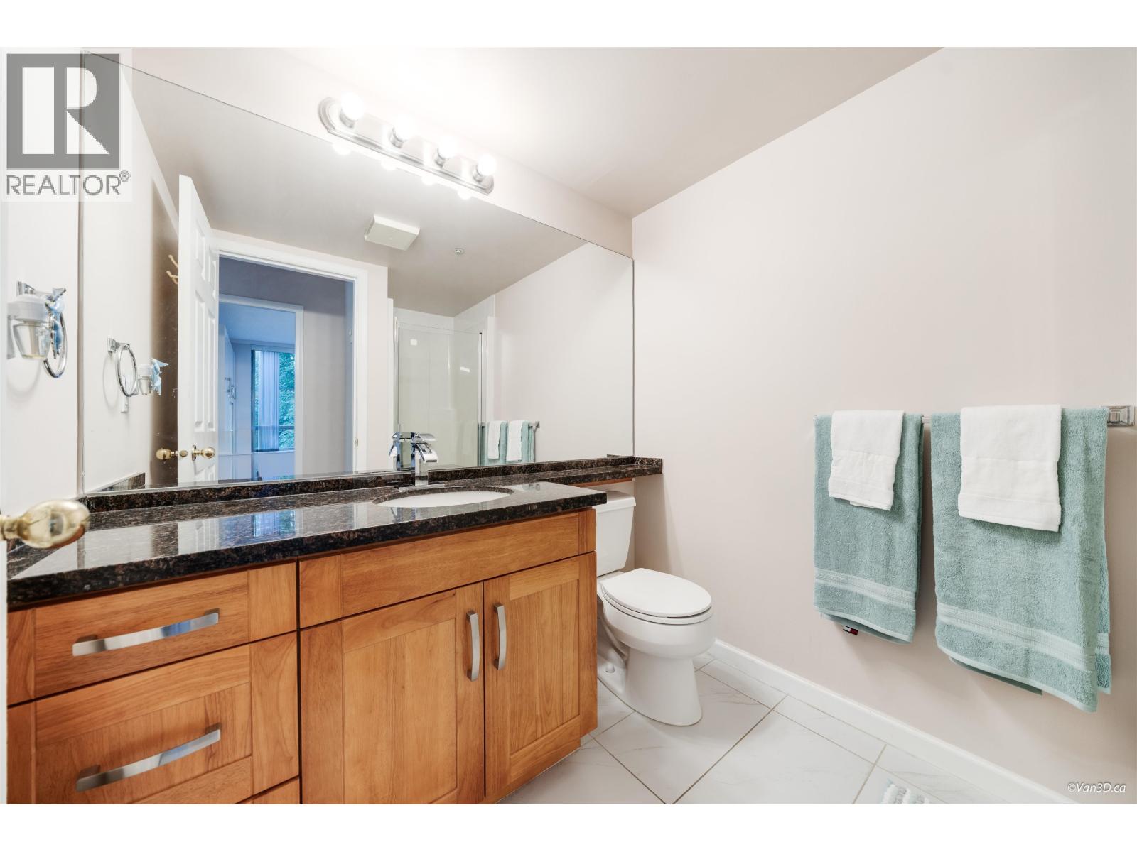 203 3070 Guildford Way, Coquitlam, British Columbia  V3B 7R8 - Photo 14 - R3054294