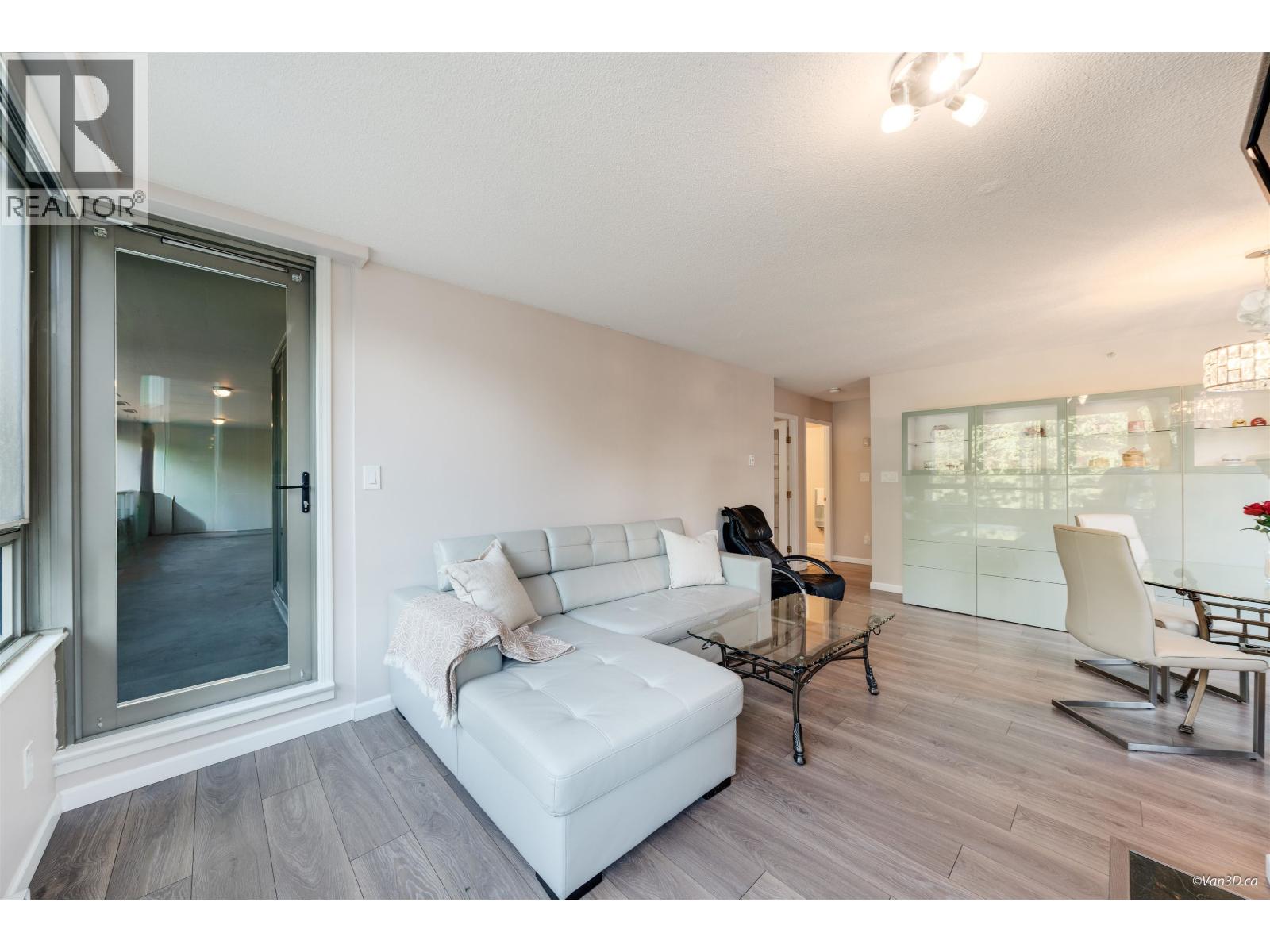 203 3070 Guildford Way, Coquitlam, British Columbia  V3B 7R8 - Photo 6 - R3054294