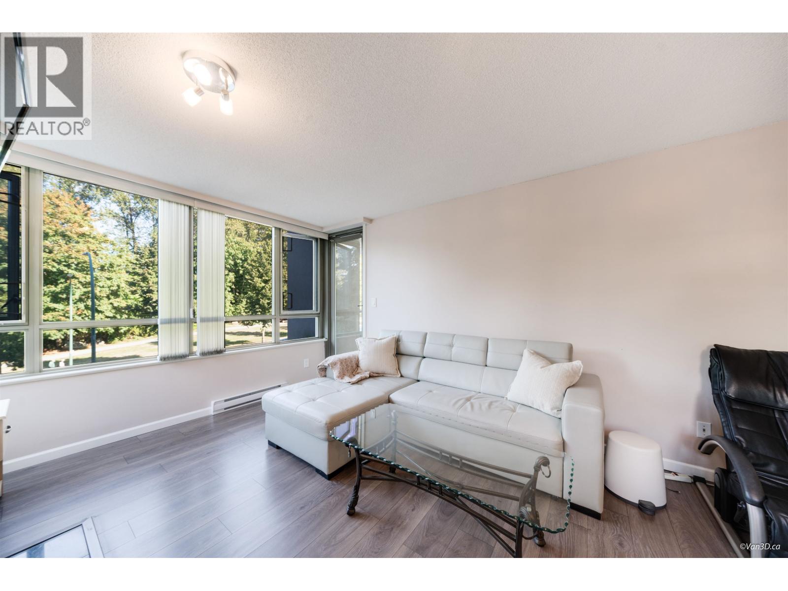 203 3070 Guildford Way, Coquitlam, British Columbia  V3B 7R8 - Photo 9 - R3054294
