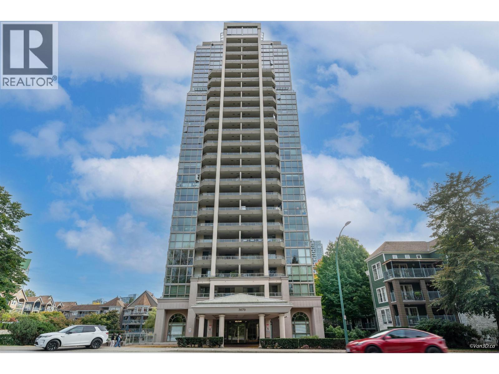 203 3070 Guildford Way, Coquitlam, British Columbia  V3B 7R8 - Photo 1 - R3054294