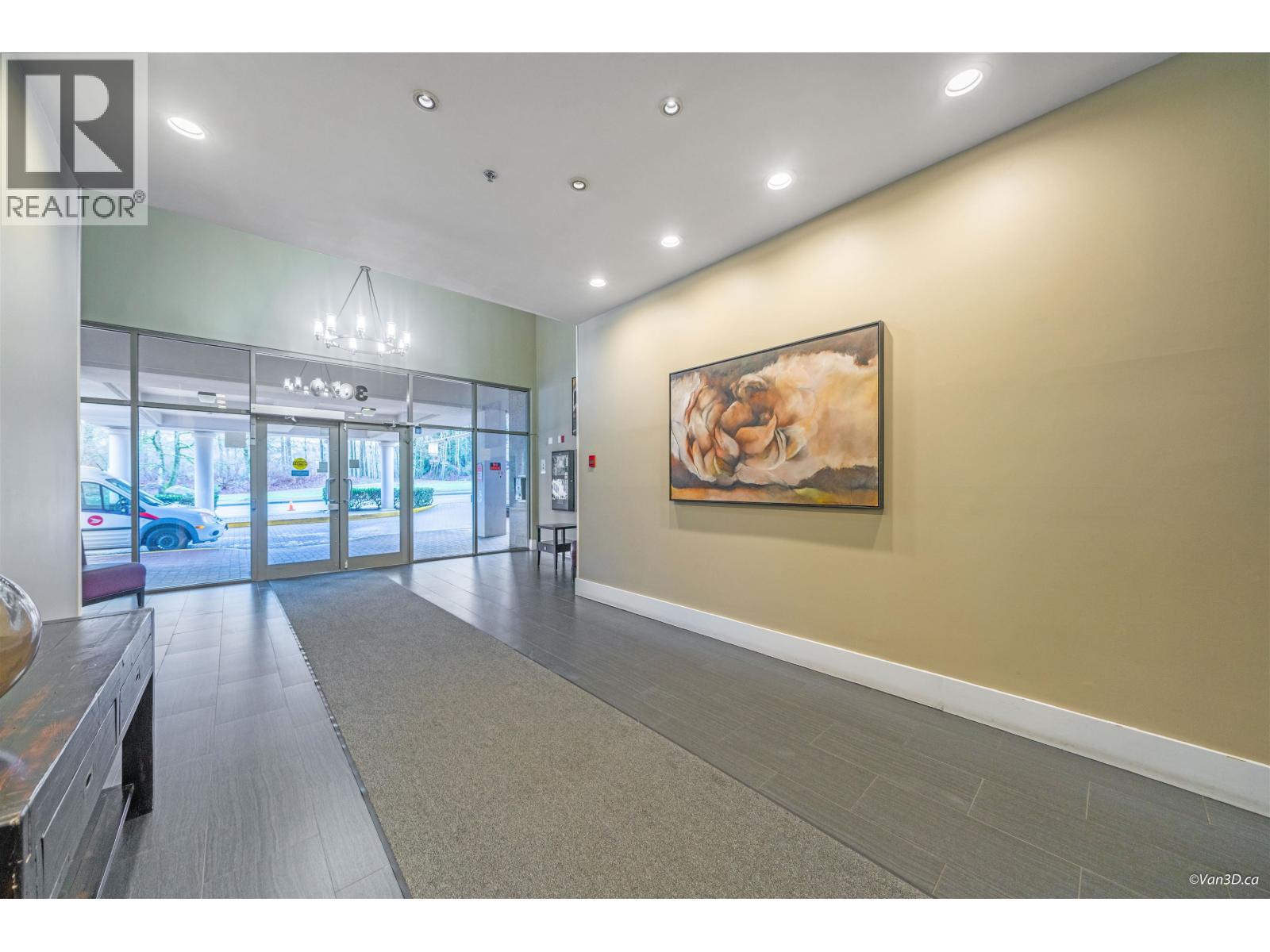 203 3070 Guildford Way, Coquitlam, British Columbia  V3B 7R8 - Photo 2 - R3054294