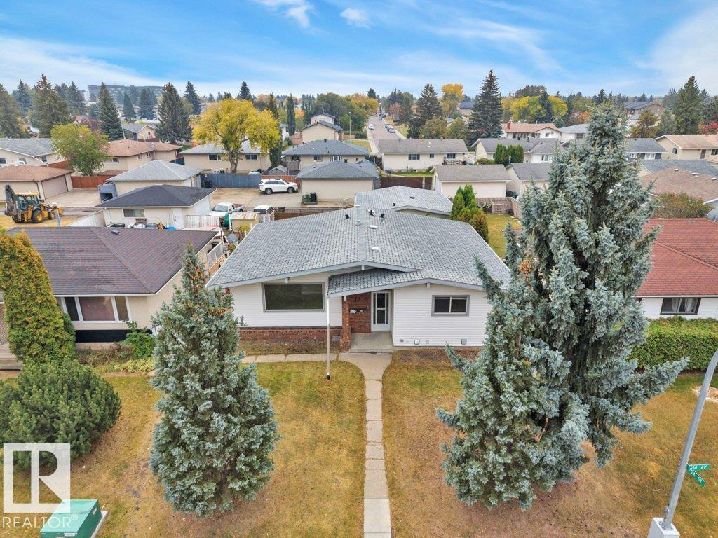7519 150 AV NW, Edmonton, Alberta
