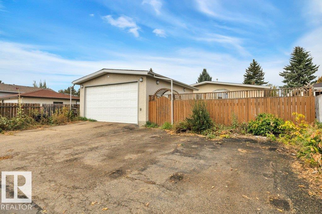 7519 150 Av Nw, Edmonton, Alberta  T5C 2Y2 - Photo 41 - E4460448