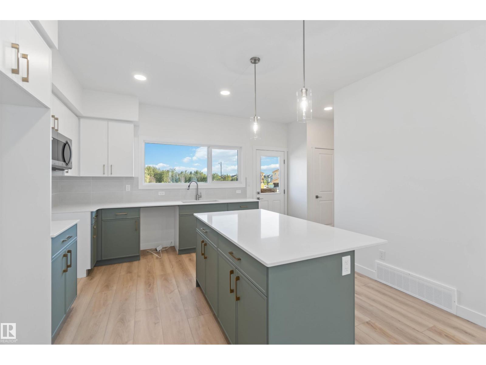 1013 Aster Bv Nw, Edmonton, Alberta  T6T 2W8 - Photo 12 - E4460449