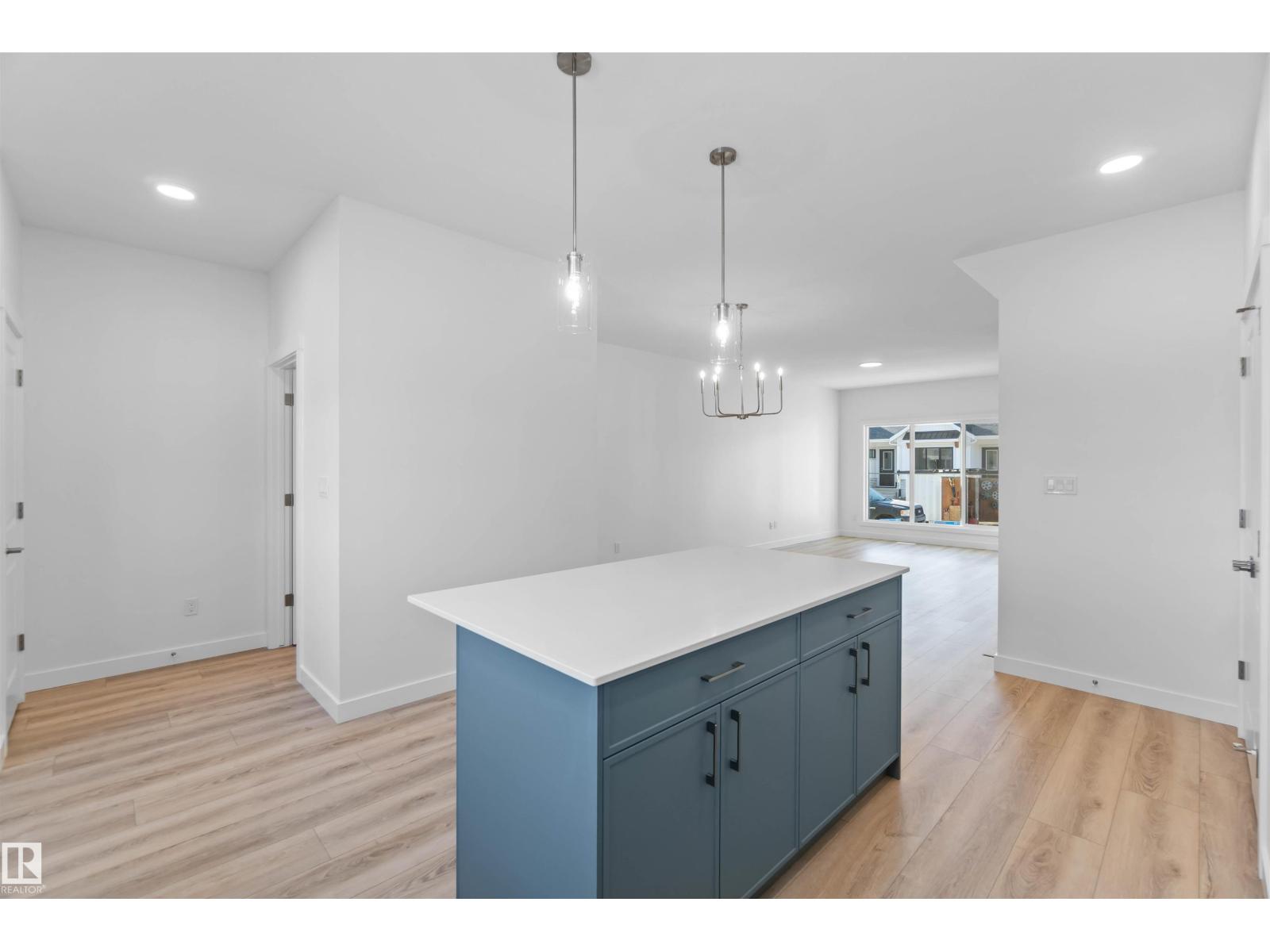 1013 Aster Bv Nw, Edmonton, Alberta  T6T 2W8 - Photo 13 - E4460449