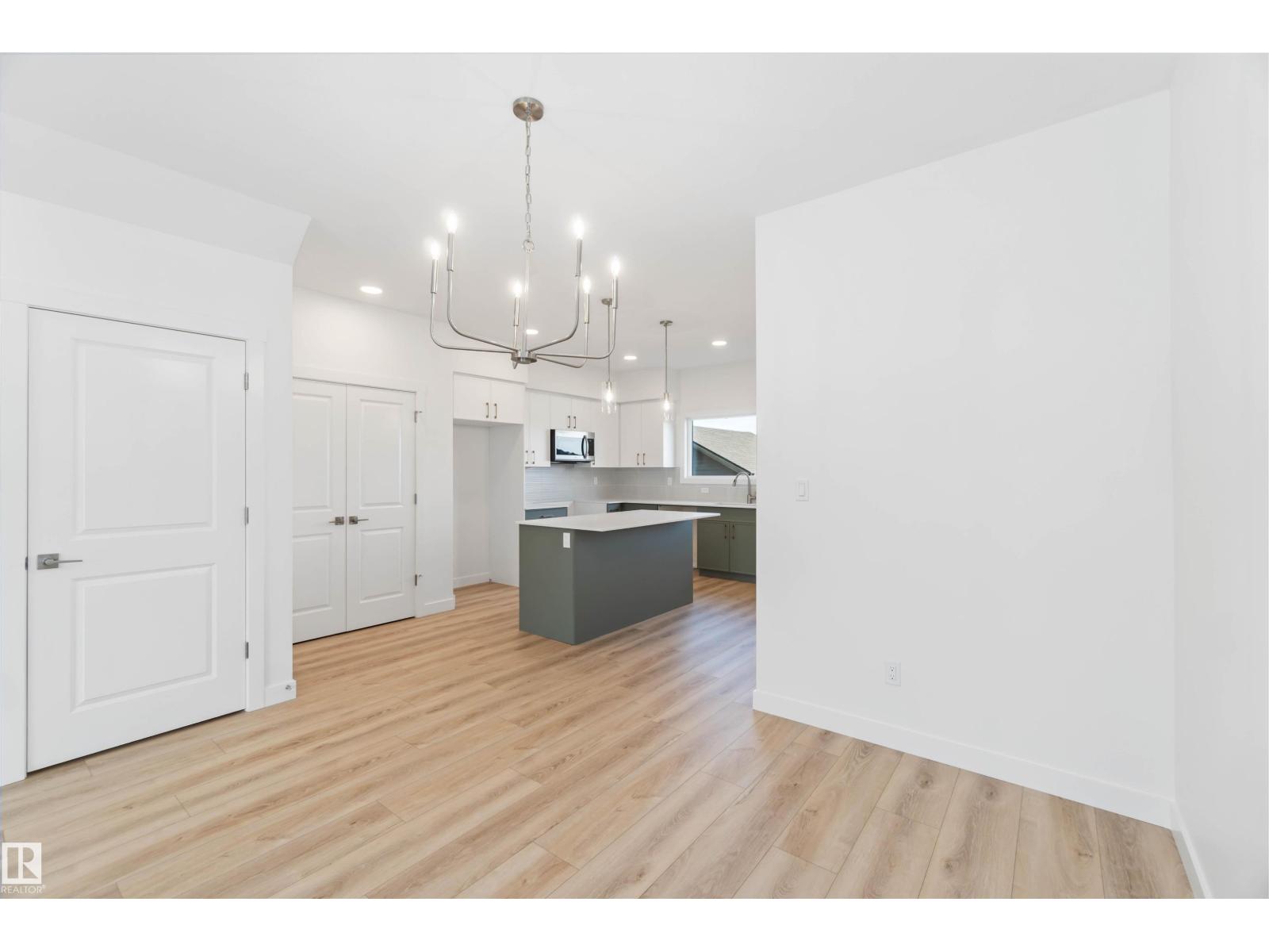 1013 Aster Bv Nw, Edmonton, Alberta  T6T 2W8 - Photo 8 - E4460449
