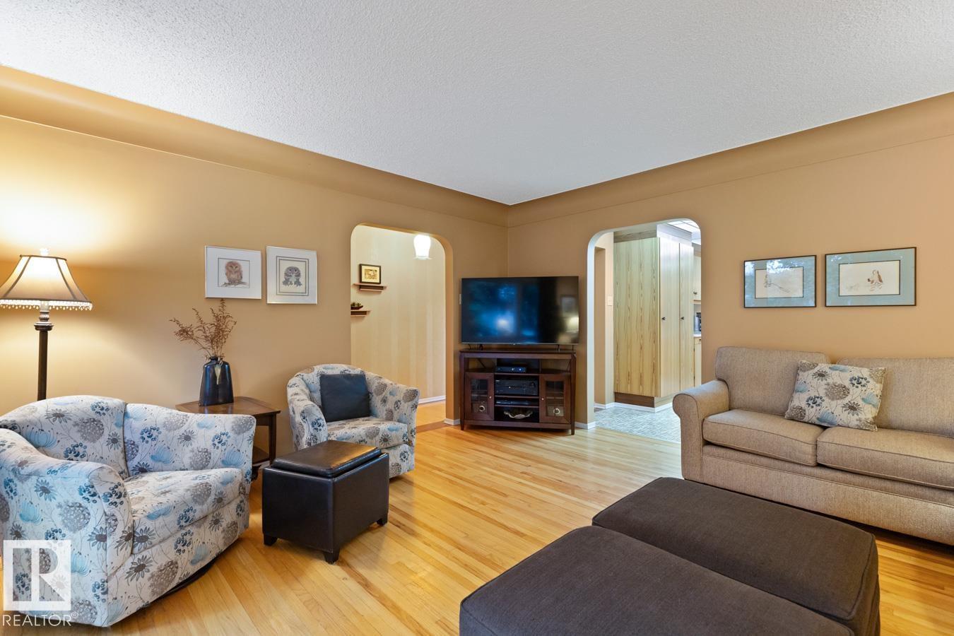 9291 79 St Nw, Edmonton, Alberta  T6C 2R6 - Photo 7 - E4460453