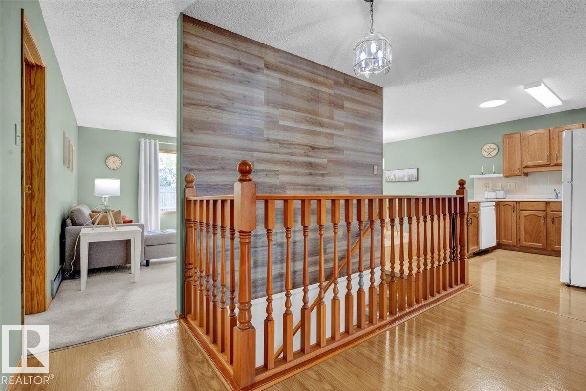 10724 153 Av Nw, Edmonton, Alberta  T5X 5T9 - Photo 3 - E4460455