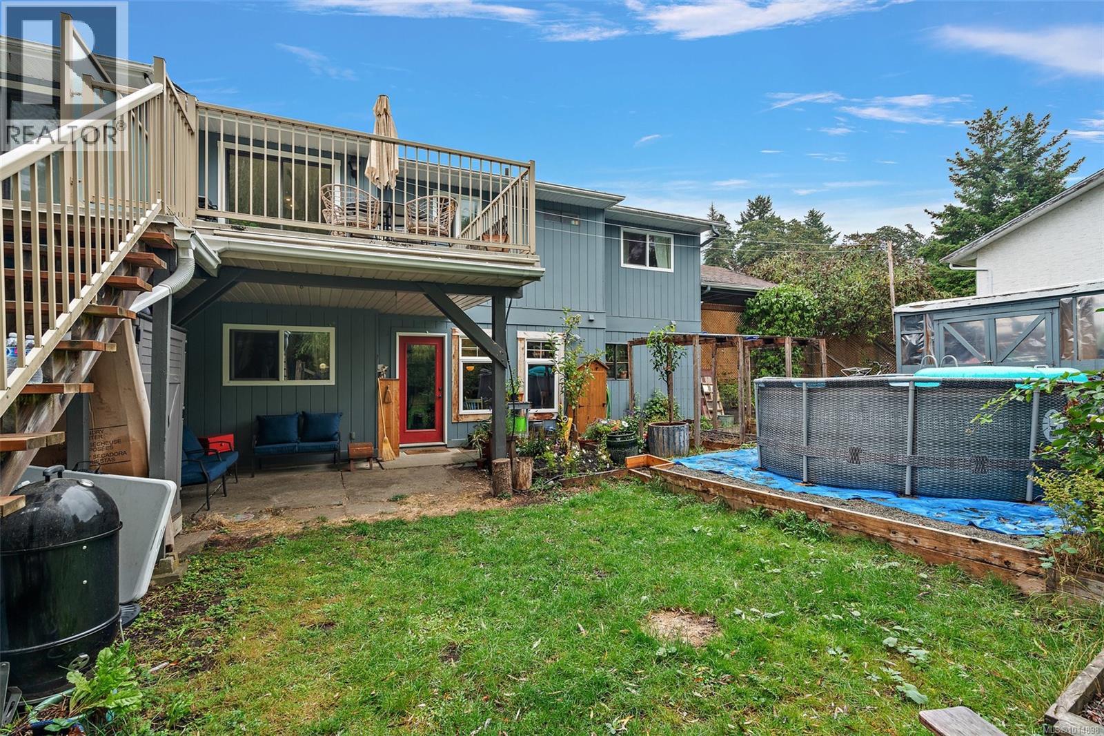 975 Taine Pl, Saanich, British Columbia  V8X 4A5 - Photo 29 - 1014898