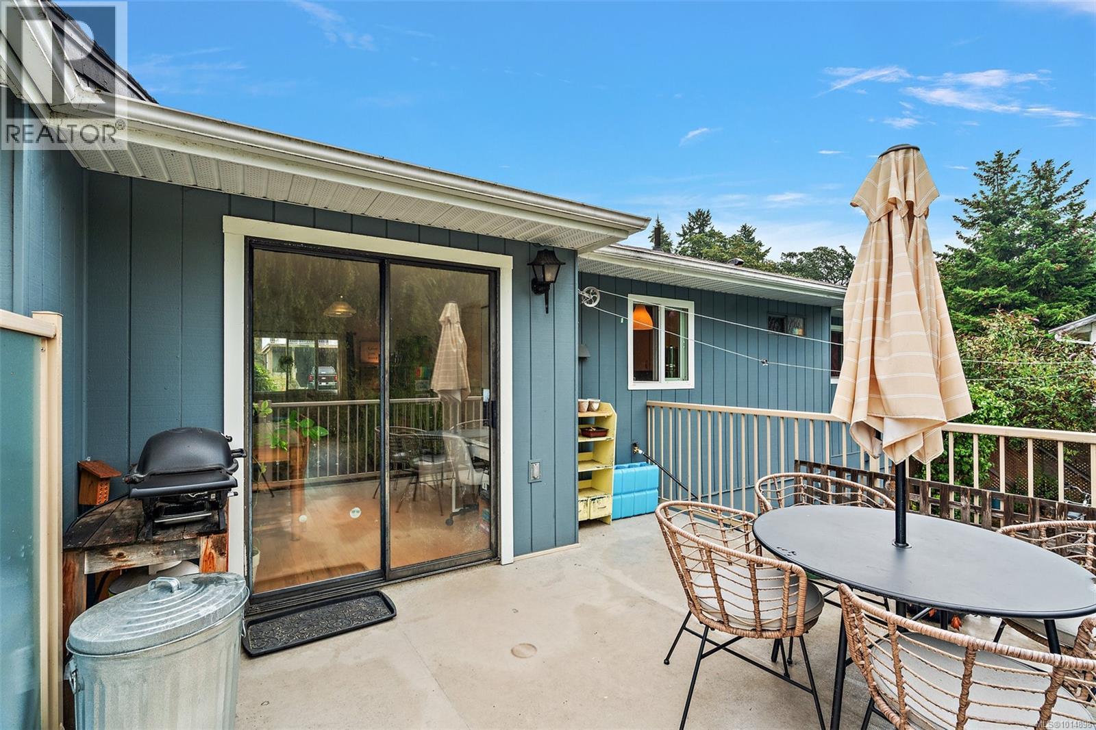 975 Taine Pl, Saanich, British Columbia  V8X 4A5 - Photo 30 - 1014898