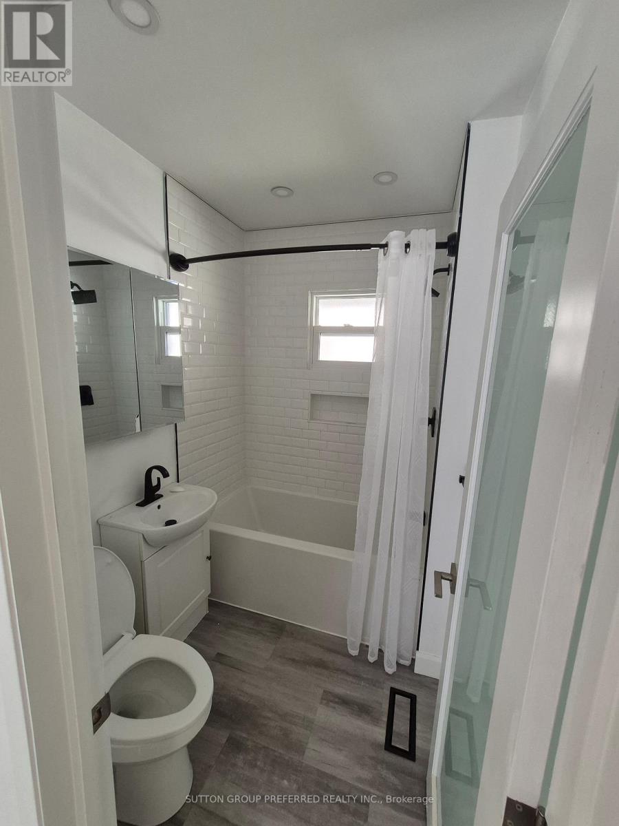 863 Colborne Street, London East, Ontario  N6A 4A1 - Photo 7 - X12438896