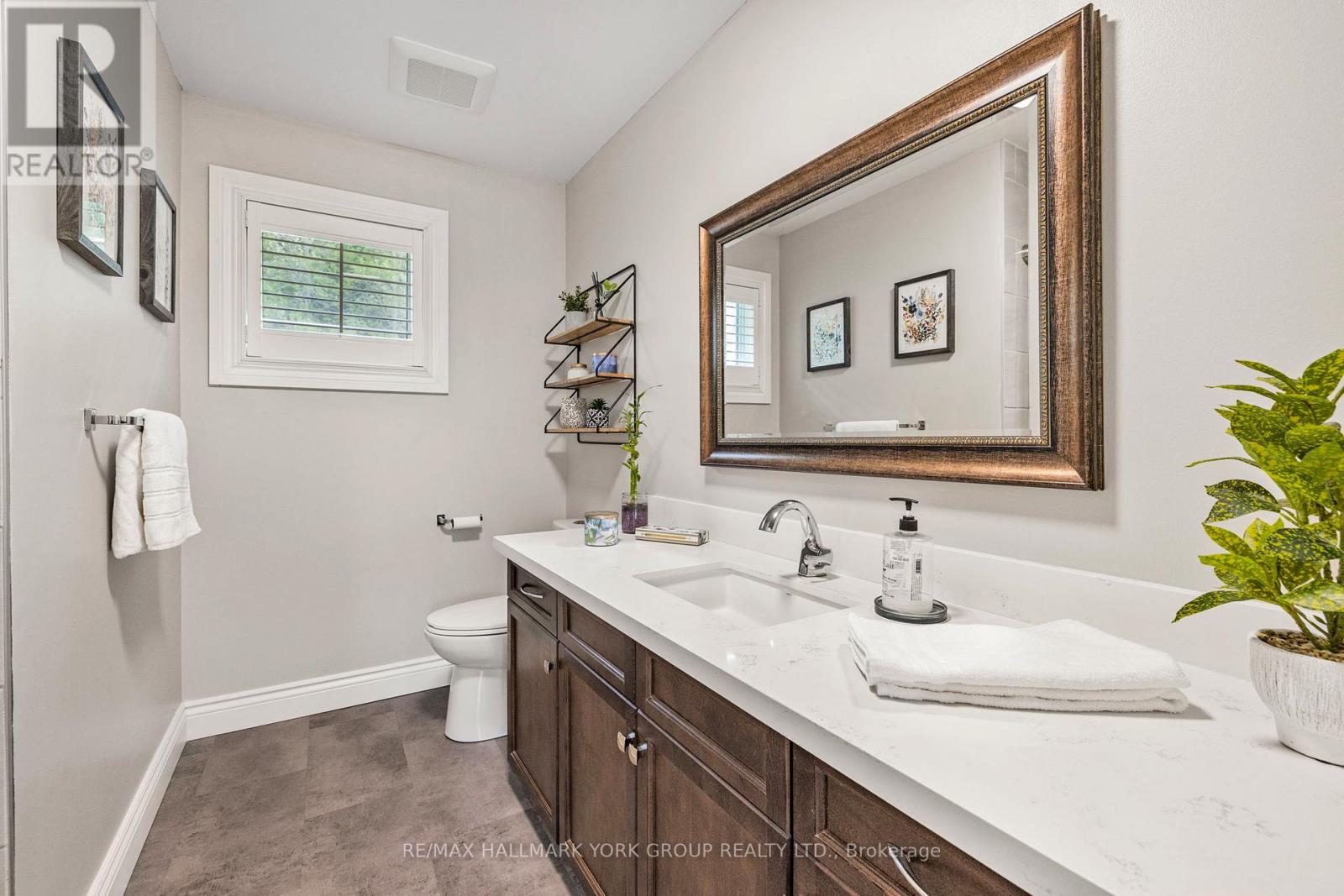 14 Anchor Court, East Gwillimbury (Holland Landing), Ontario  L9N 1G1 - Photo 30 - N12373911