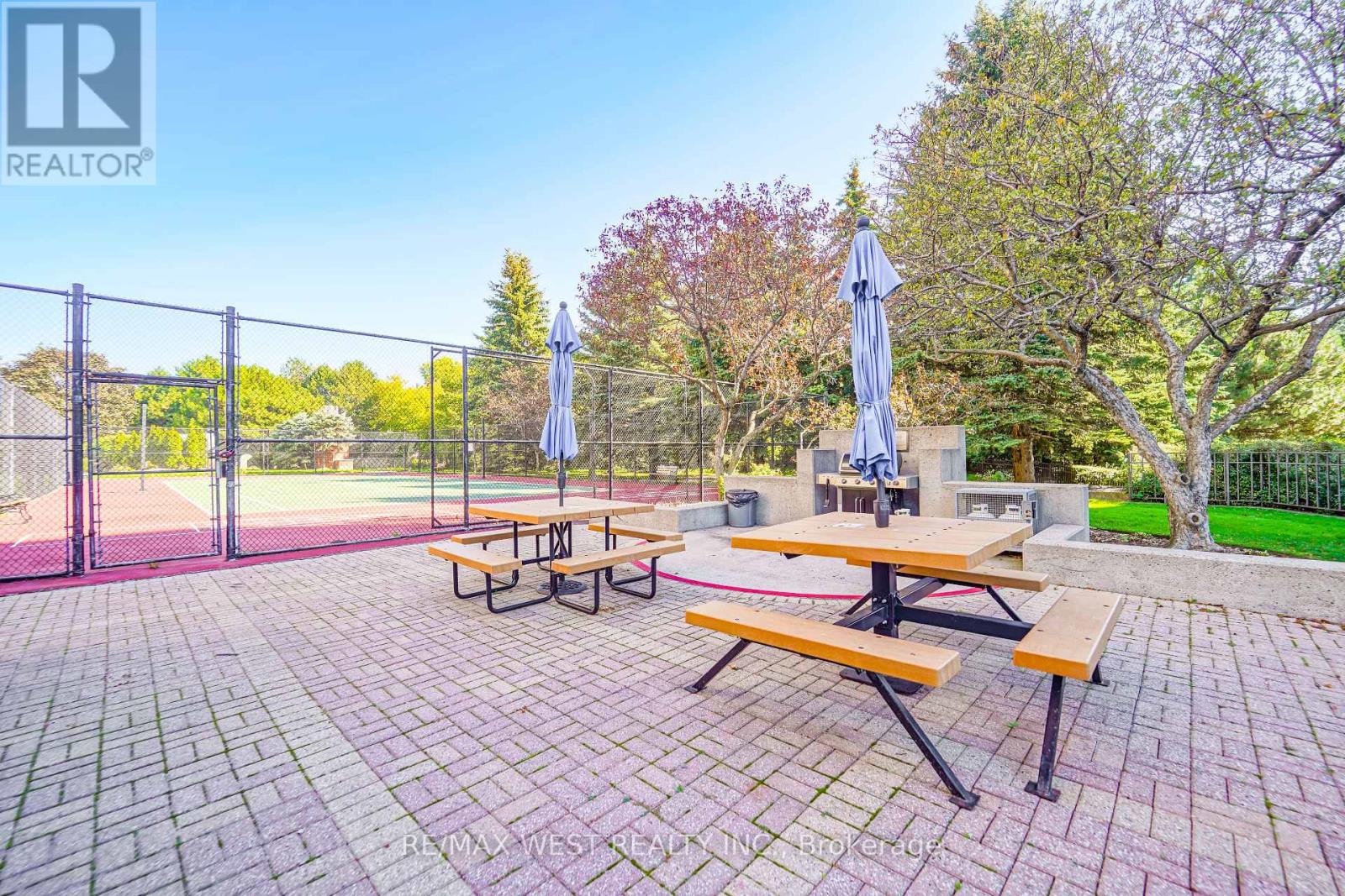 501 - 33 Weldrick Road E, Richmond Hill, Ontario  L4C 8W4 - Photo 16 - N12440431