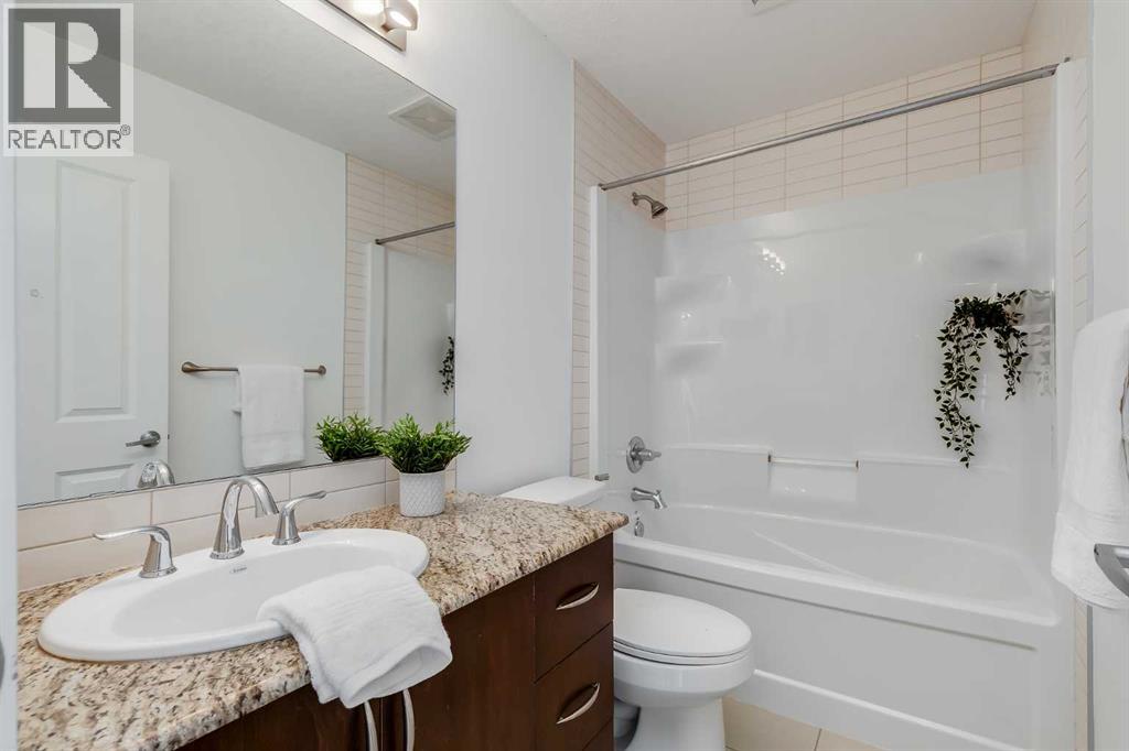 170 Valley Pointe Way Nw, Calgary, Alberta  T3B 6B3 - Photo 29 - A2243457
