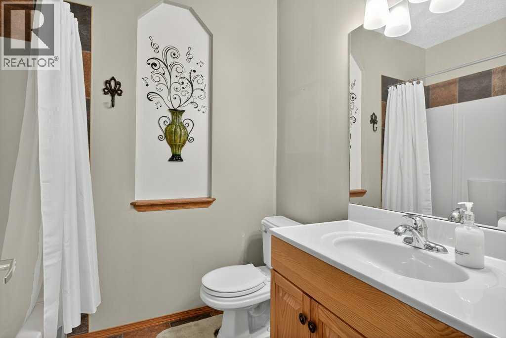 504 Panatella Court Nw, Calgary, Alberta  T3K 5Z7 - Photo 39 - A2251948