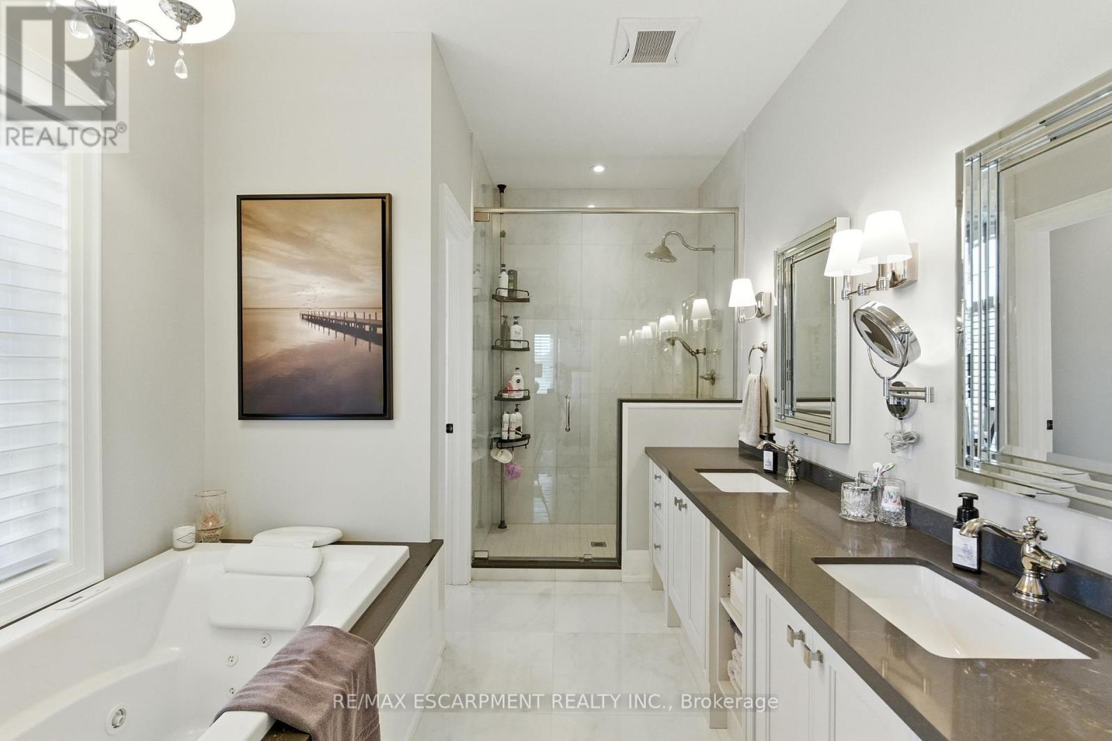 41 Shakespeare Road, Hamilton, Ontario  L9H 7R5 - Photo 19 - X12438380