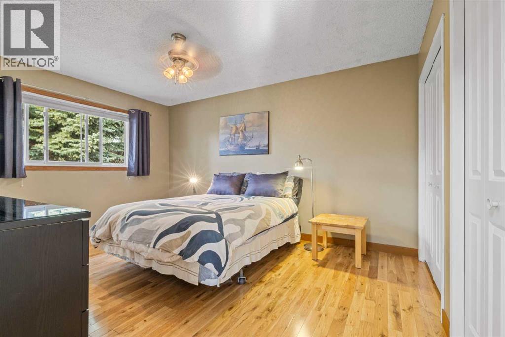 335 Ranch Estates Place Nw, Calgary, Alberta  T3G 1L8 - Photo 11 - A2253106