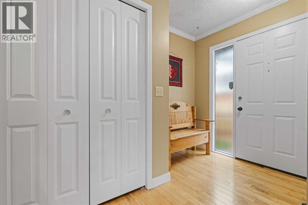 335 Ranch Estates Place Nw, Calgary, Alberta  T3G 1L8 - Photo 2 - A2253106