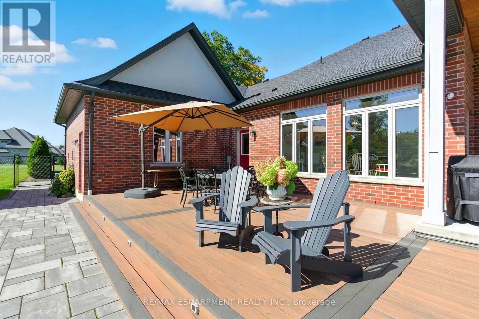 41 Shakespeare Road, Hamilton, Ontario  L9H 7R5 - Photo 43 - X12438380