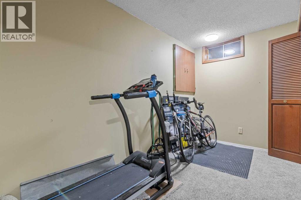 335 Ranch Estates Place Nw, Calgary, Alberta  T3G 1L8 - Photo 21 - A2253106