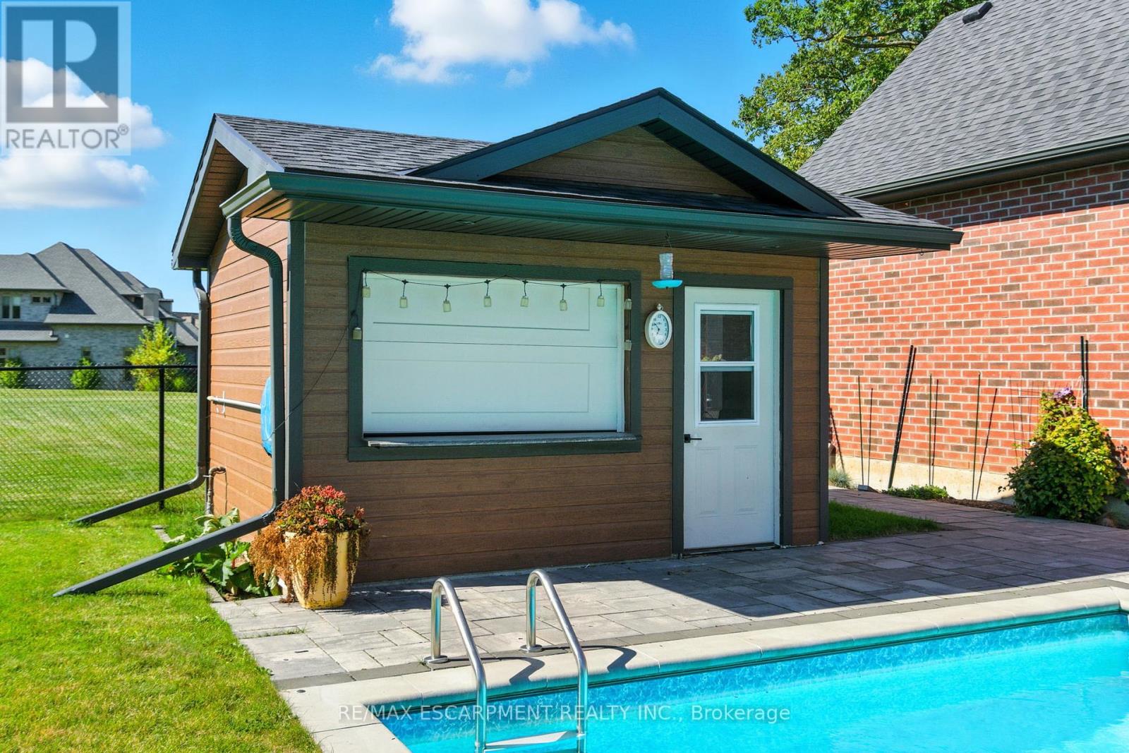 41 Shakespeare Road, Hamilton, Ontario  L9H 7R5 - Photo 46 - X12438380