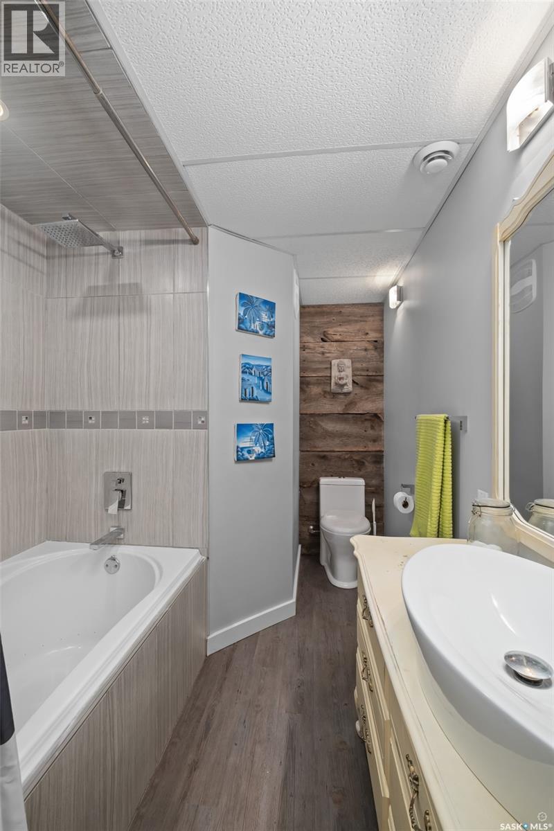 1055 6th Street E, Prince Albert, Saskatchewan  S6V 0P6 - Photo 30 - SK019914