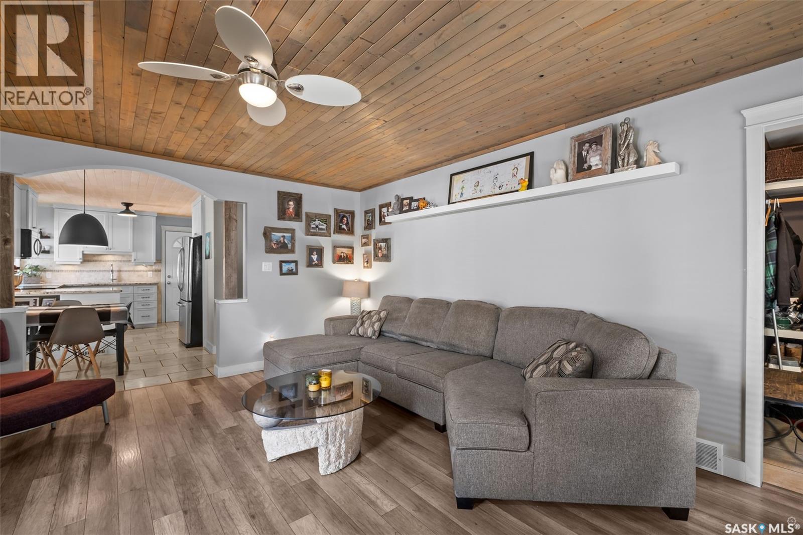 1055 6th Street E, Prince Albert, Saskatchewan  S6V 0P6 - Photo 7 - SK019914