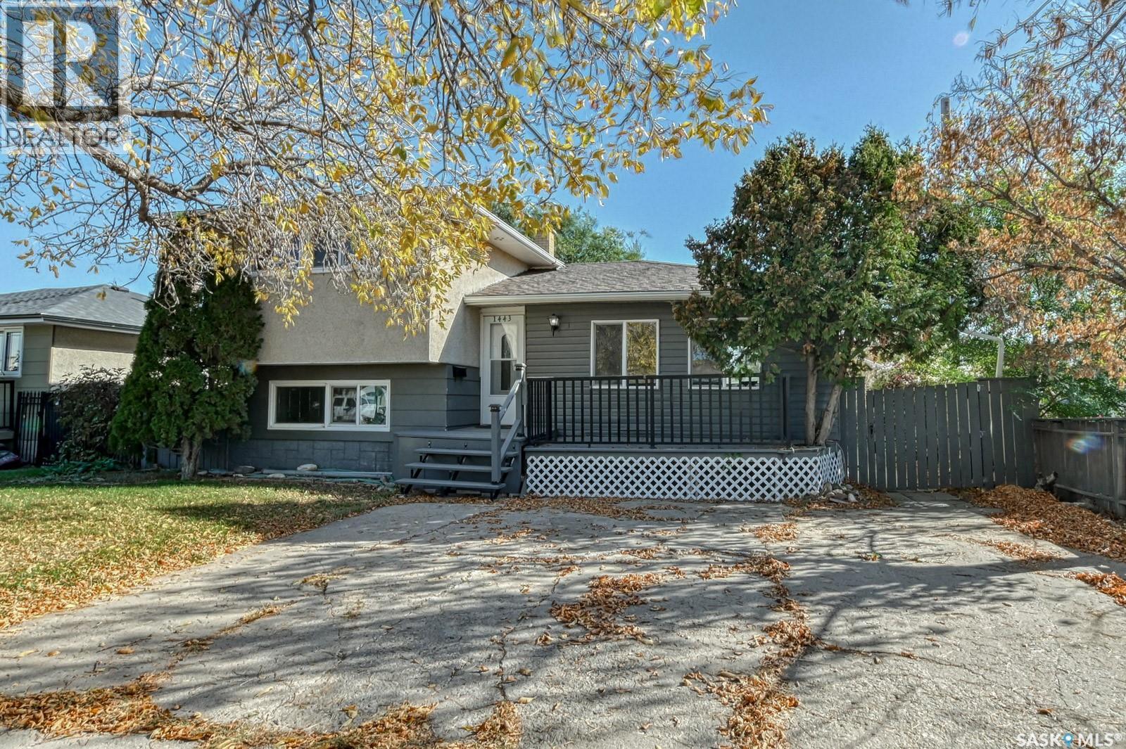 1443 Clayton Street, Regina, Saskatchewan  S4T 7M8 - Photo 1 - SK019781