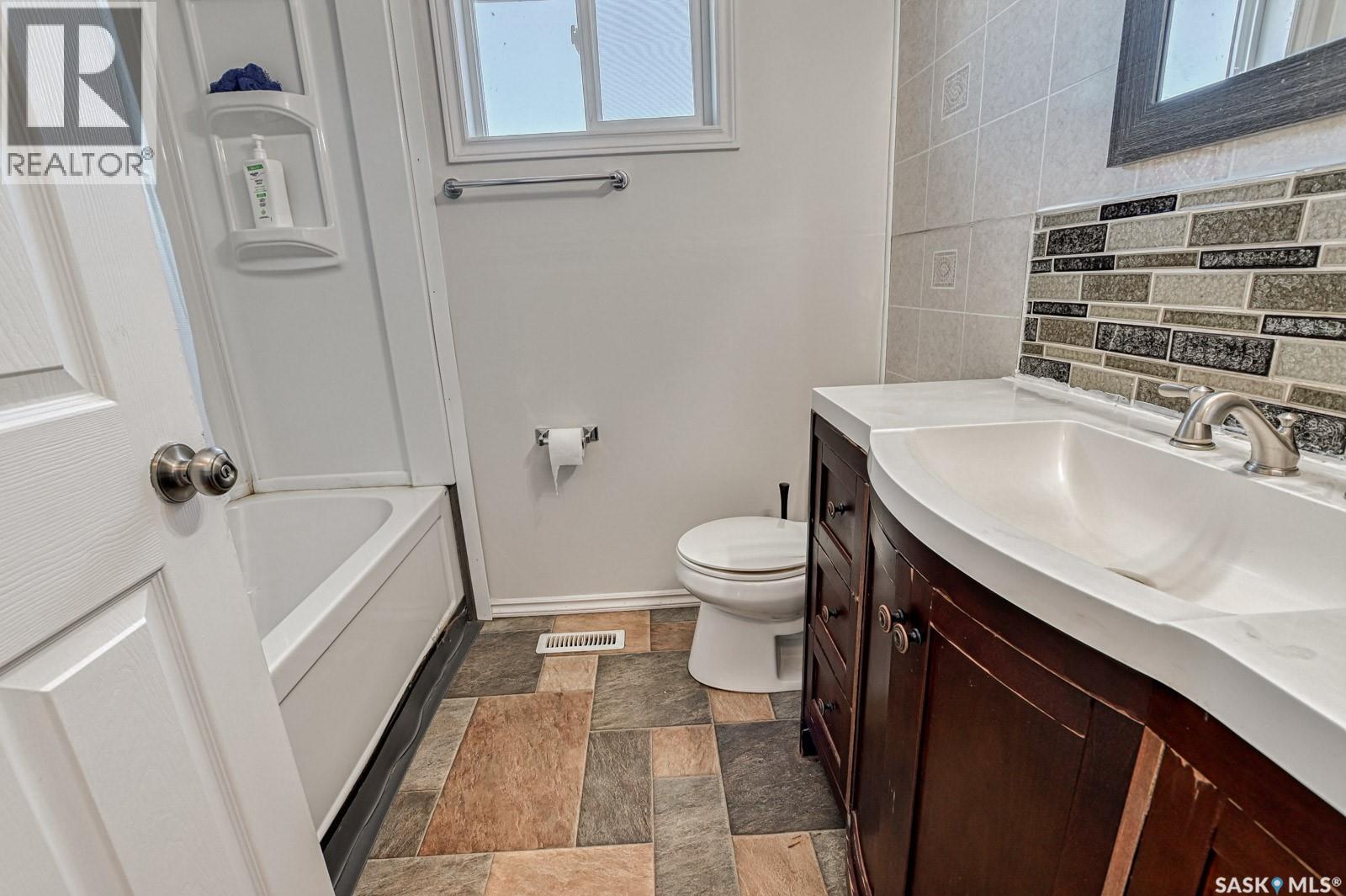 1443 Clayton Street, Regina, Saskatchewan  S4T 7M8 - Photo 14 - SK019781