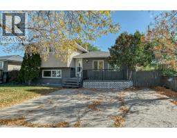 1443 Clayton Street Dieppe Place, Regina, Ca