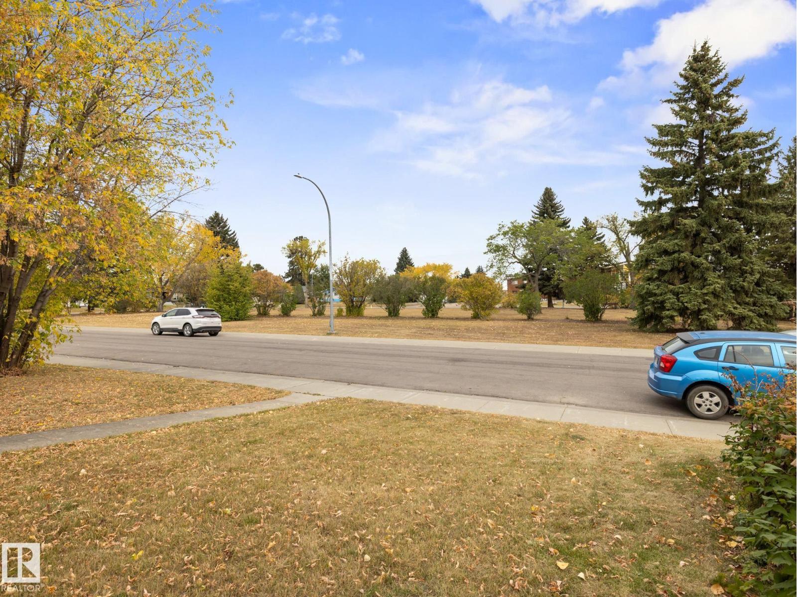 13207 133 Av Nw, Edmonton, Alberta  T6V 1A8 - Photo 4 - E4460456
