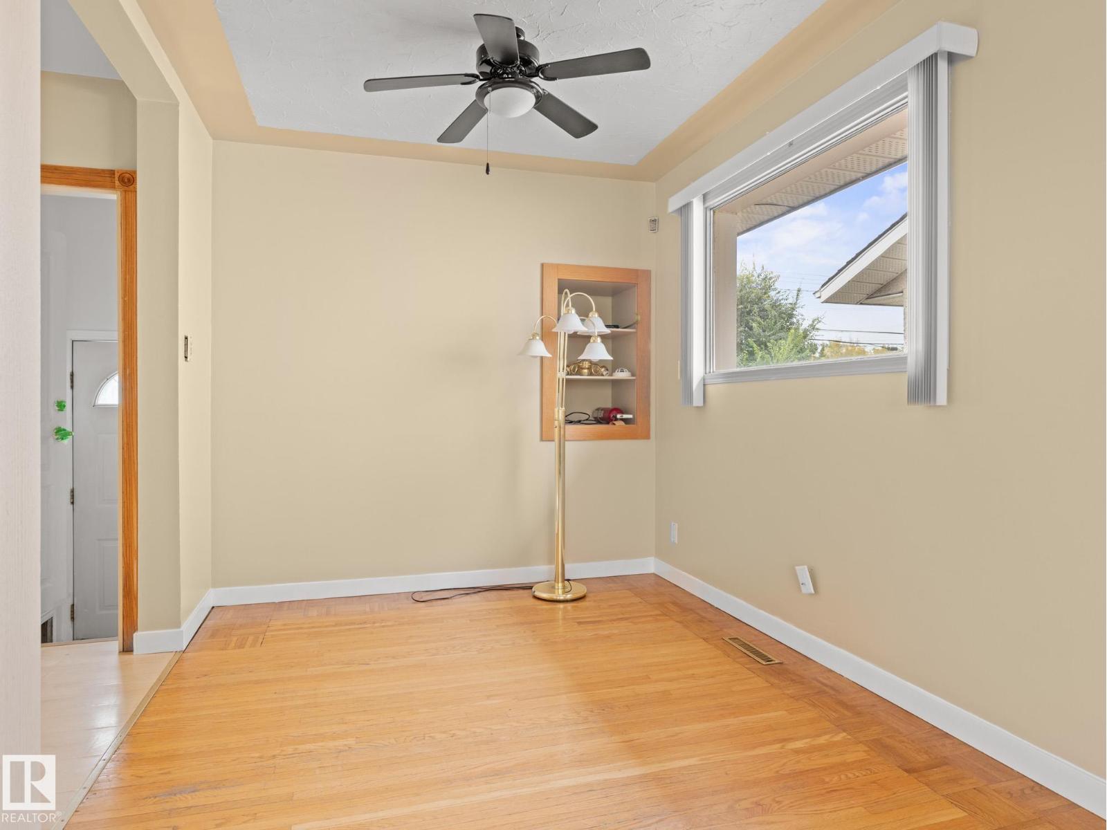 13207 133 Av Nw, Edmonton, Alberta  T6V 1A8 - Photo 9 - E4460456