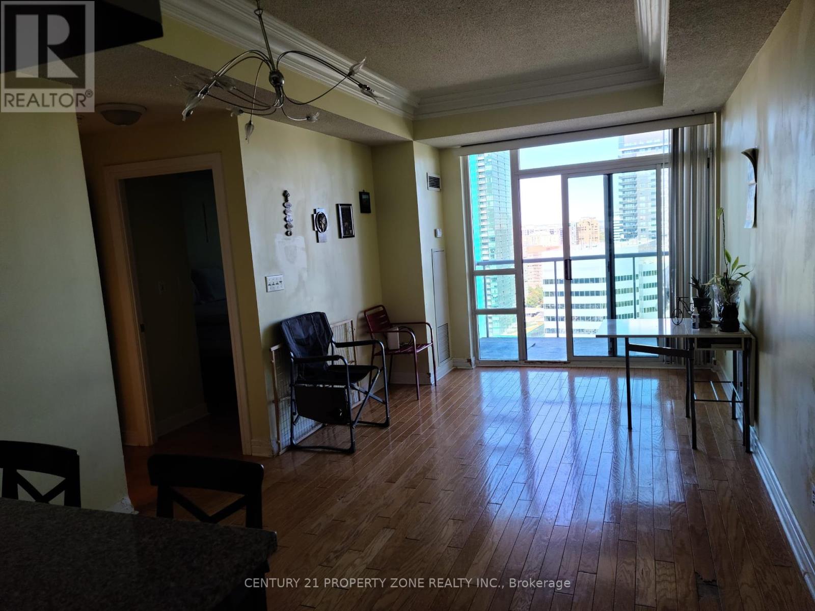 16 Harrison Garden Boulevard, Toronto, Ontario  M2N 7J6 - Photo 15 - C12440667