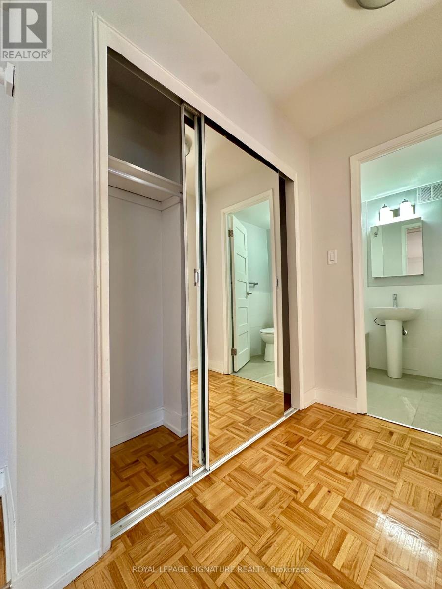 205 - 95 Lawton Boulevard, Toronto, Ontario  M4V 1Z8 - Photo 8 - C12440680