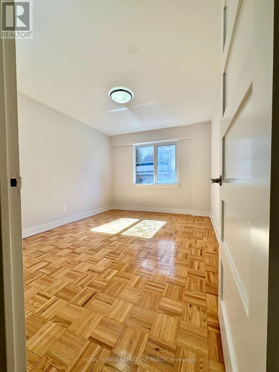 205 - 95 Lawton Boulevard, Toronto, Ontario  M4V 1Z8 - Photo 9 - C12440680