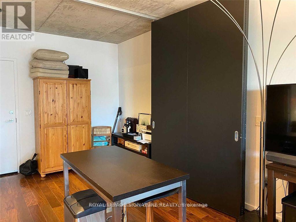 716 - 51 Trolley Crescent, Toronto, Ontario  M5A 0E9 - Photo 6 - C12440687