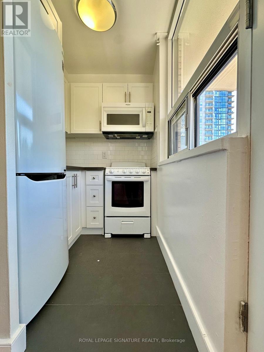 301 - 1500 Bathurst Street, Toronto, Ontario  M5P 3L3 - Photo 3 - C12440703