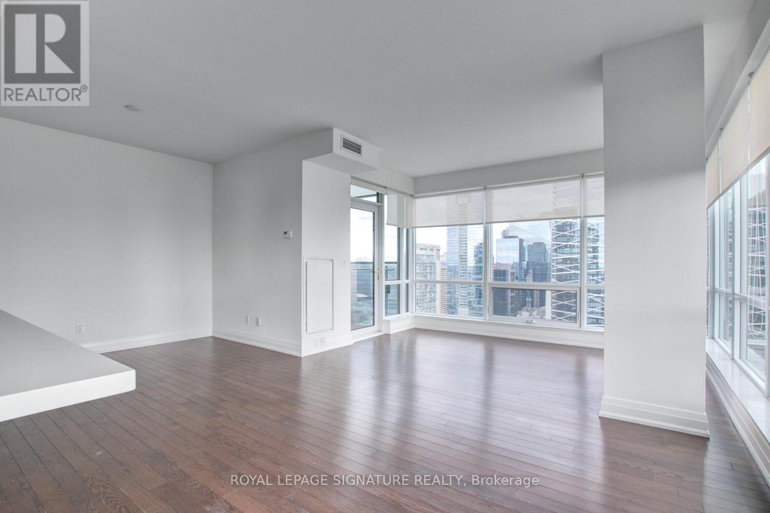 3211 - 80 John Street, Toronto, Ontario  M5V 3X4 - Photo 6 - C12440719